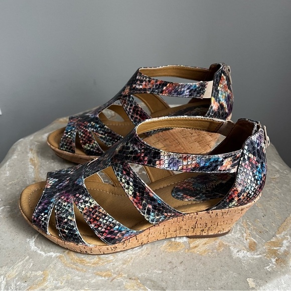 Softspots Shoes - Softspots 8.5 wide sandals strappy open-toe rainbow snakeskin print cork wedge